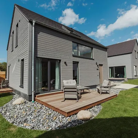 Familienhaus In Ruhiger Lage In *