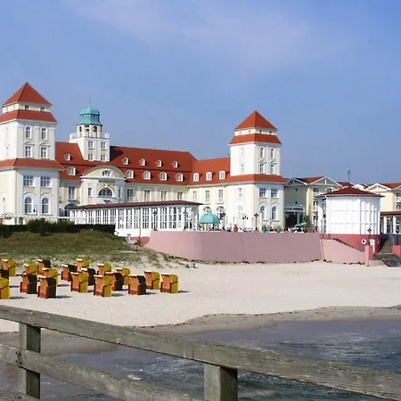 Familienhaus In Ruhiger Lage In 펜션