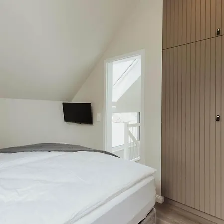 Familienhaus In Ruhiger Lage In 펜션 사가드